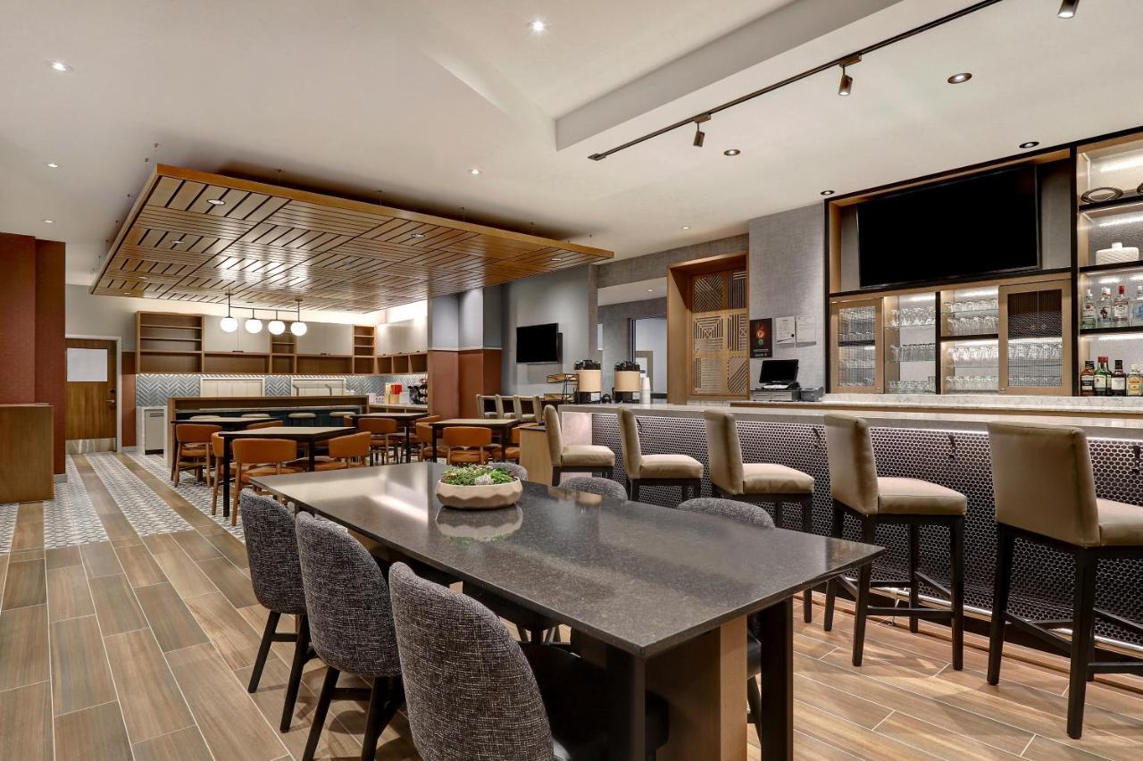Hyatt Place Prince George Esterno foto