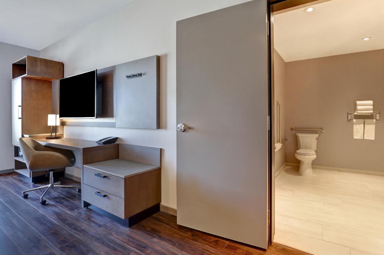 Hyatt Place Prince George Esterno foto