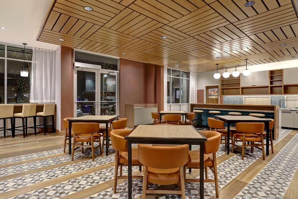 Hyatt Place Prince George Ristorante foto