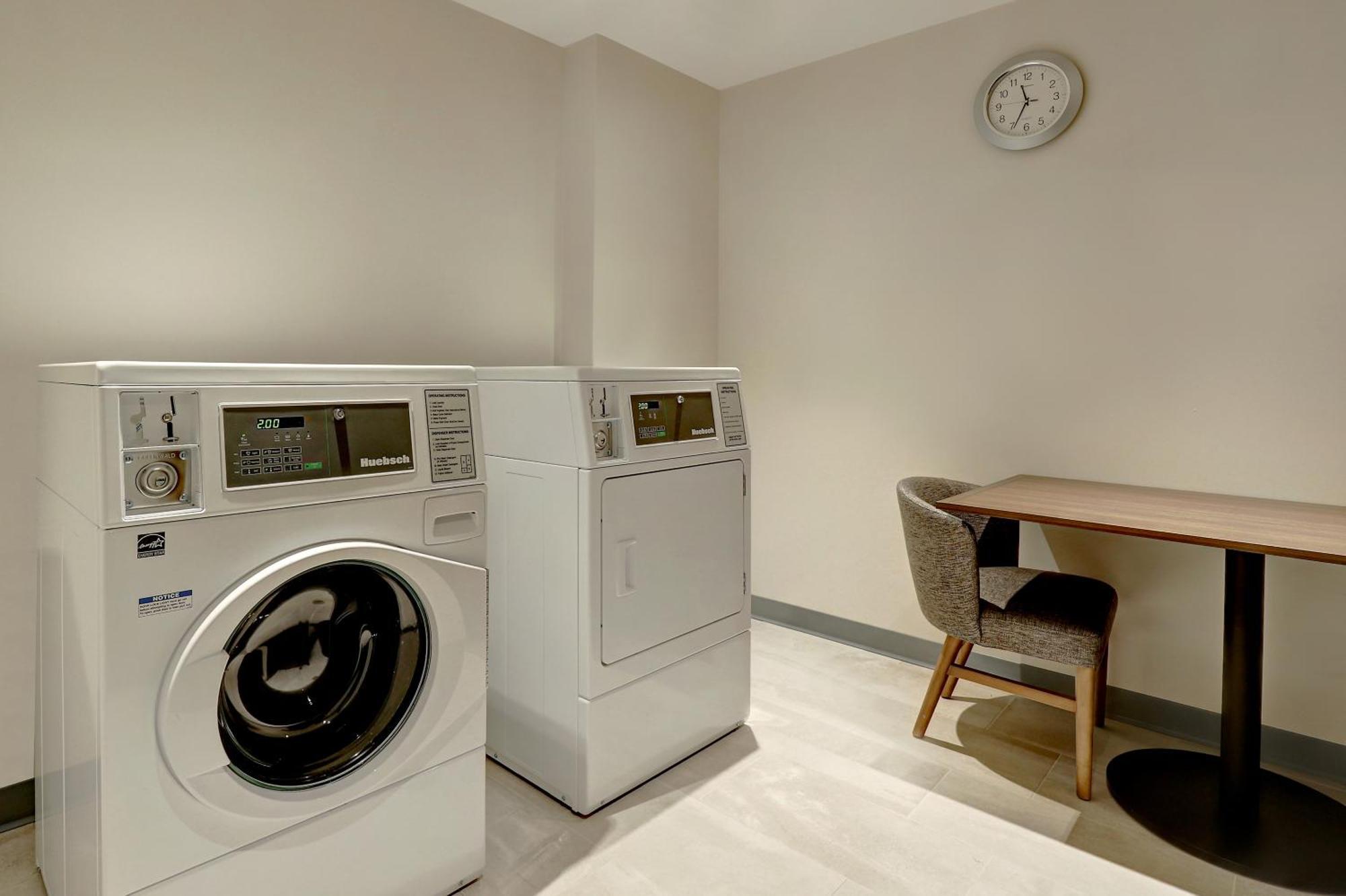 Hyatt Place Prince George Esterno foto